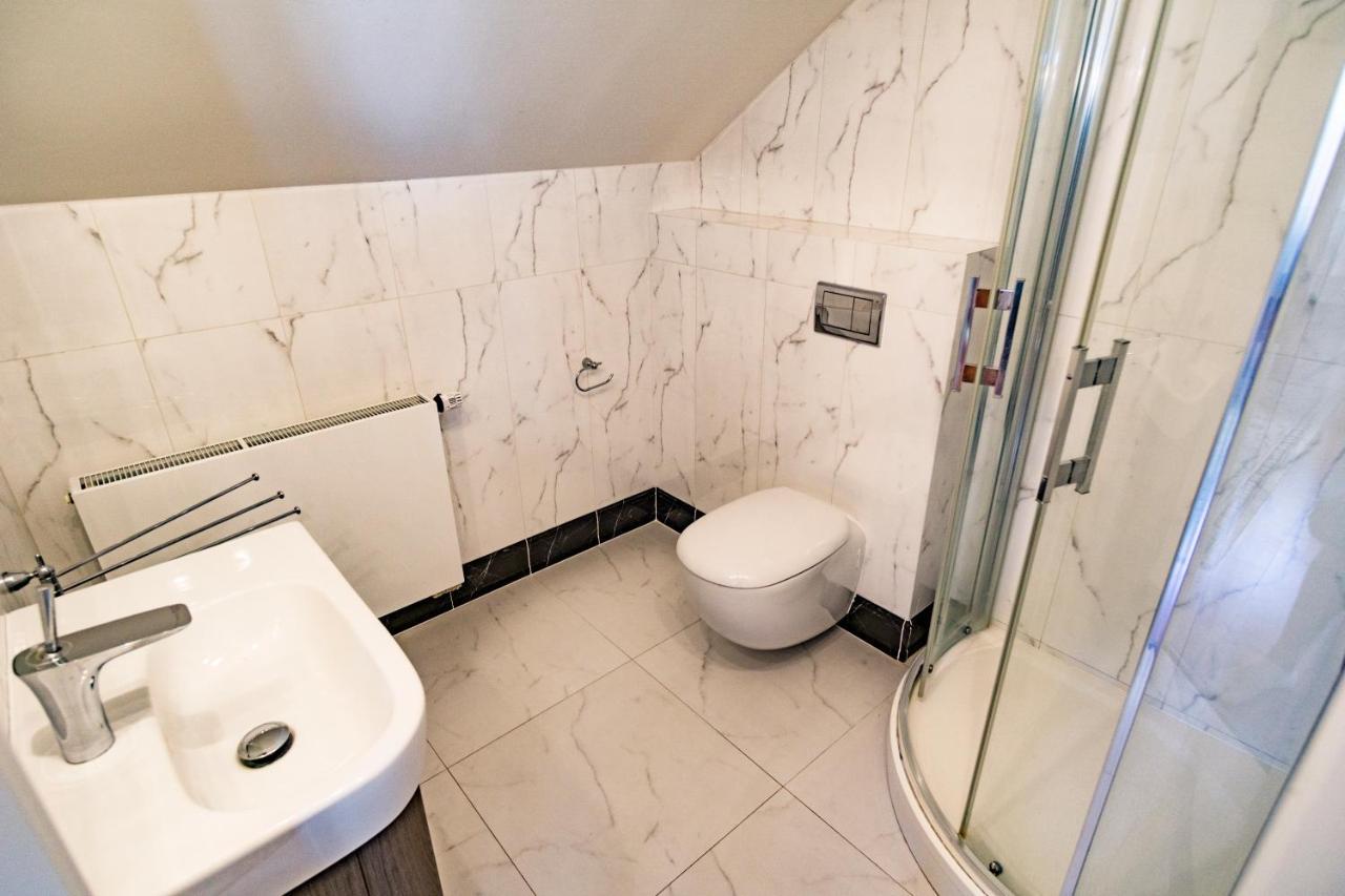 Unique Location With Hot-Tub, Terrace And Garden Villa Prága Kültér fotó