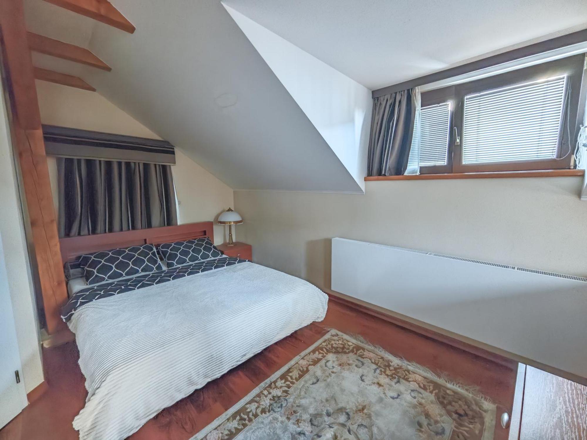 Unique Location With Hot-Tub, Terrace And Garden Villa Prága Kültér fotó